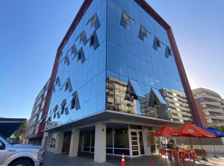 Fachada y entrada del Edificio Normandie, Manuel Rodríguez 0390, Temuco